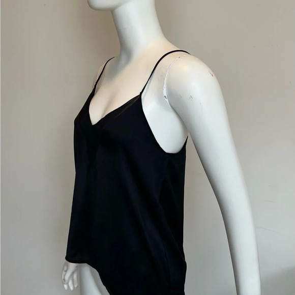 Zara black V-neck crop tank top - Picture 2 of 6